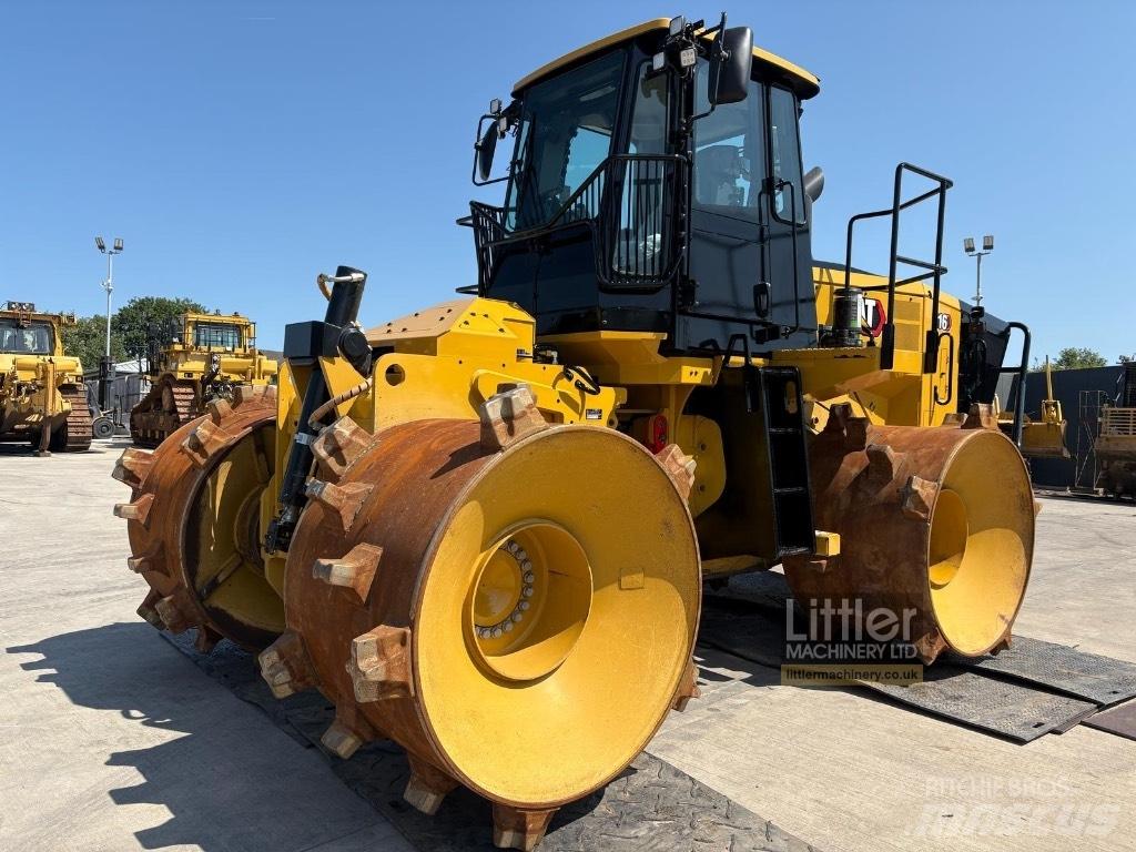 CAT 816 垃圾压实机