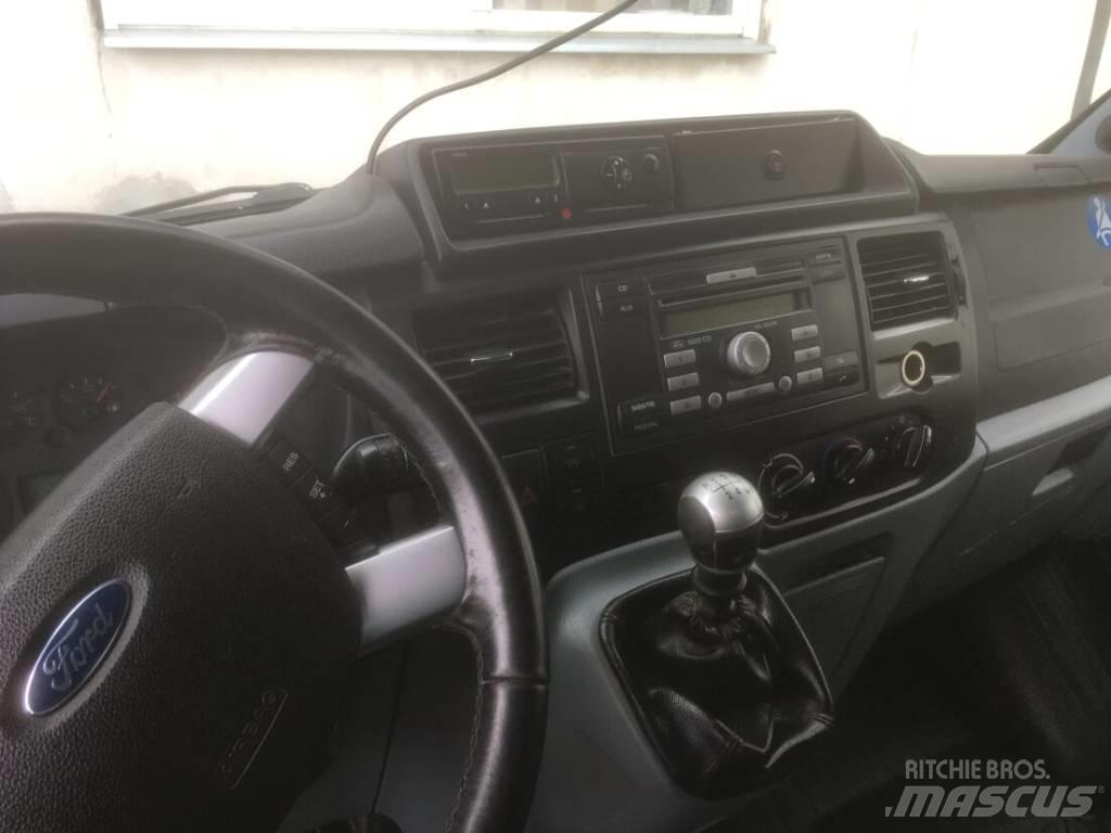 Ford Transit Tourneo 迷你巴士