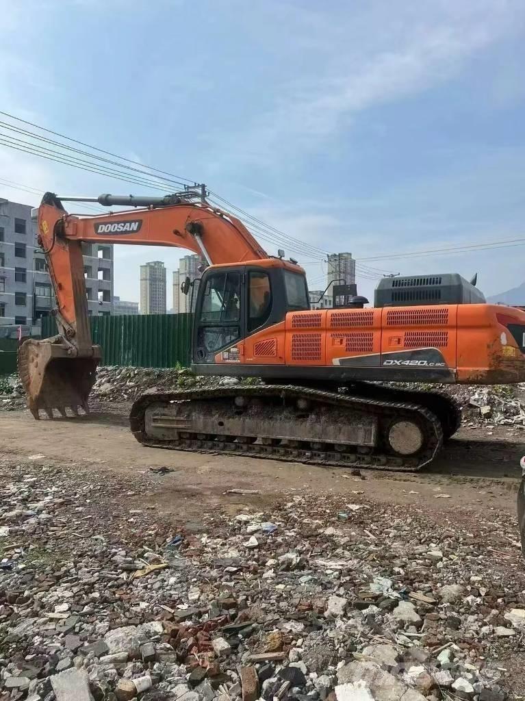 Doosan DX420LC 履带挖掘机