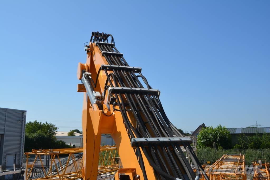 Liebherr LH 22 M 工业挖掘机