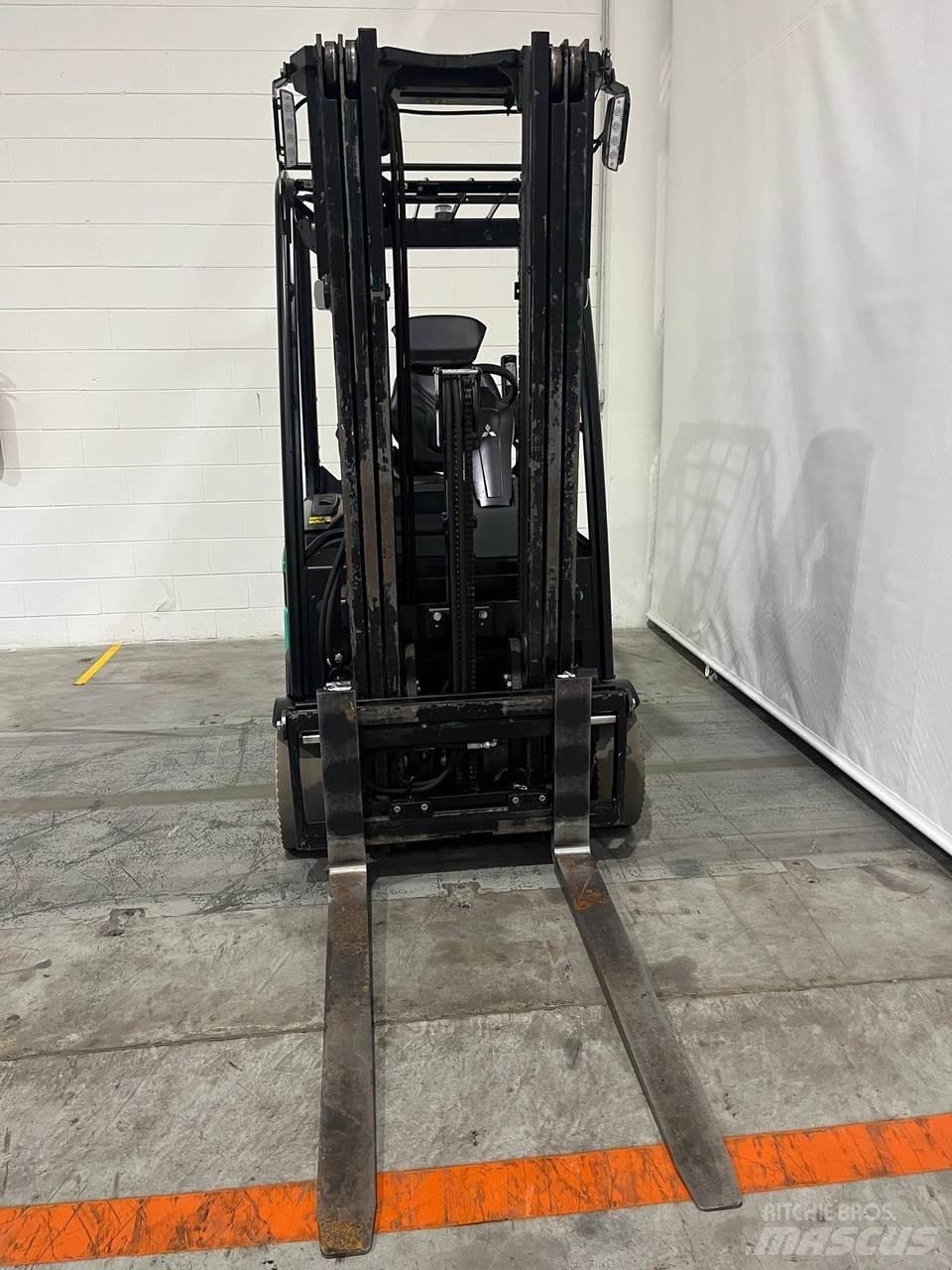 Mitsubishi FB16ACN 电动叉车