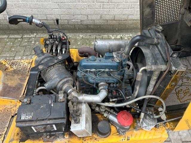 GiANT D 261S 小型装载机