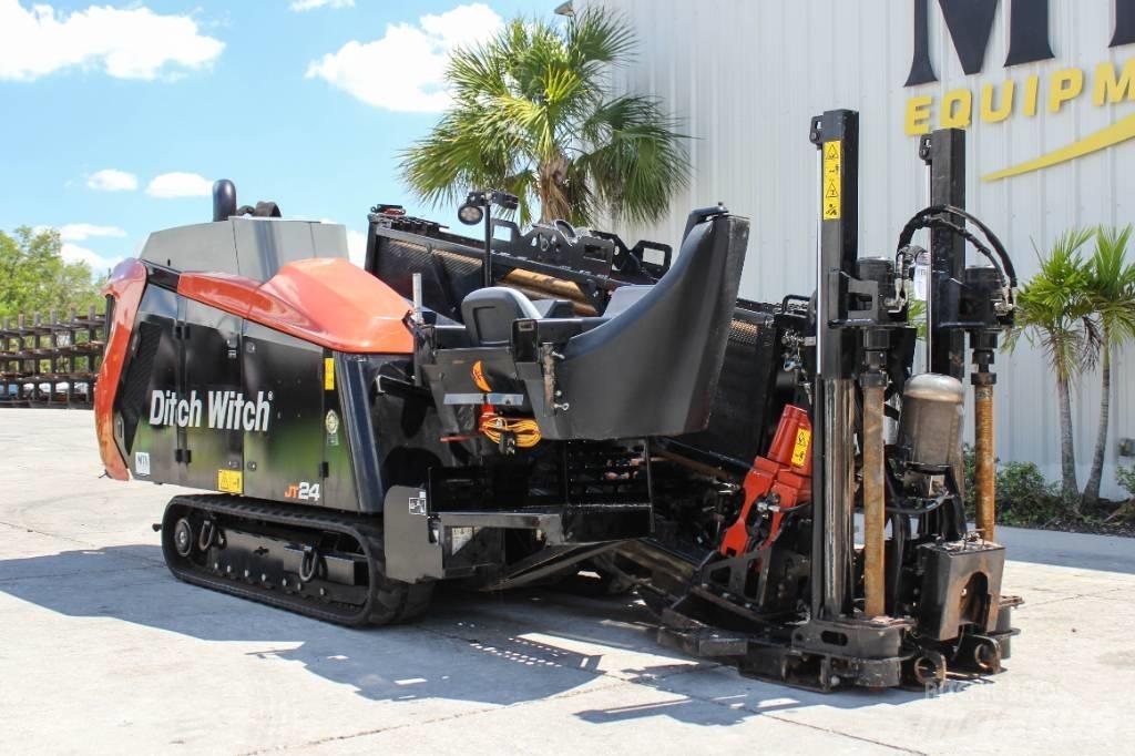 Ditch Witch JT24 水平定向钻井设备