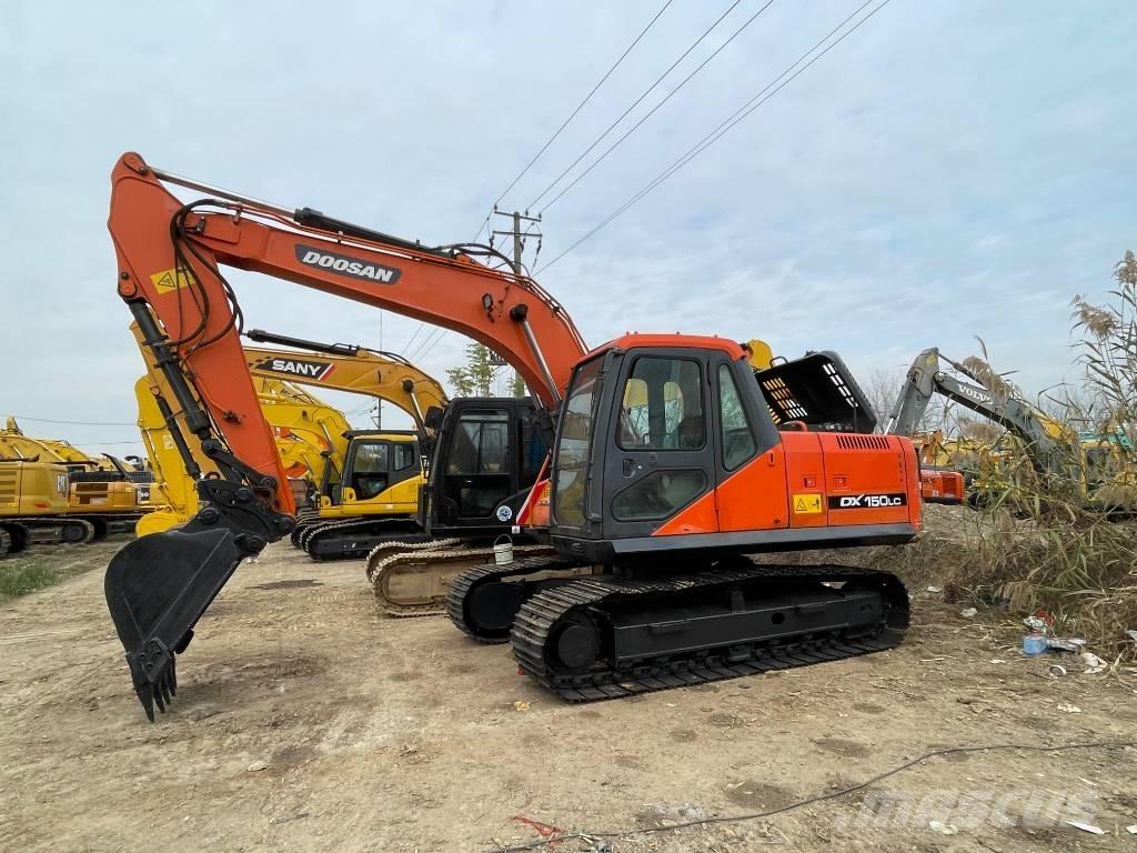 Doosan dx150 履带挖掘机