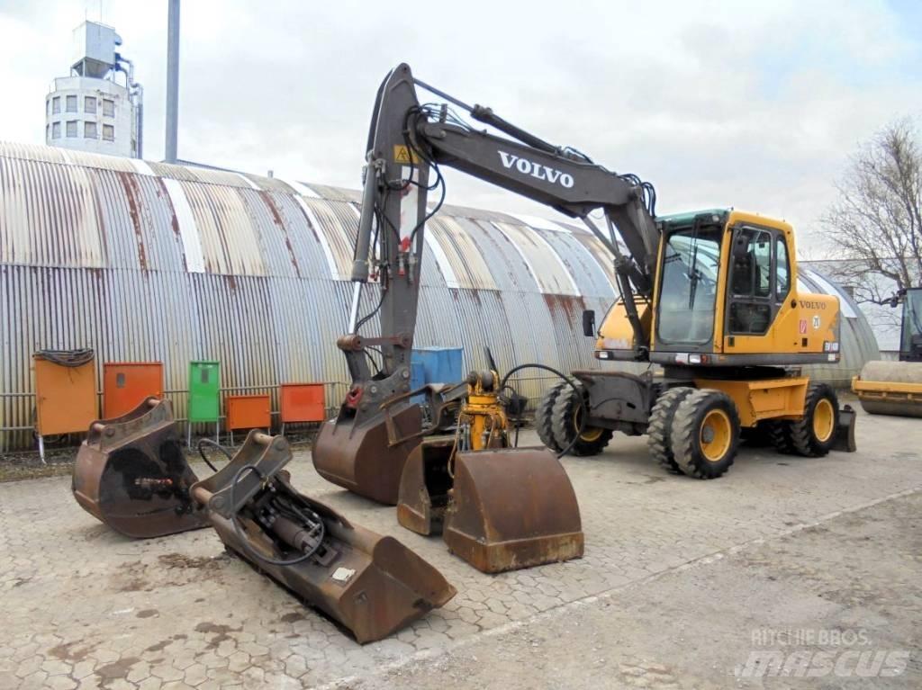 Volvo EW 140 B 轮式挖掘机