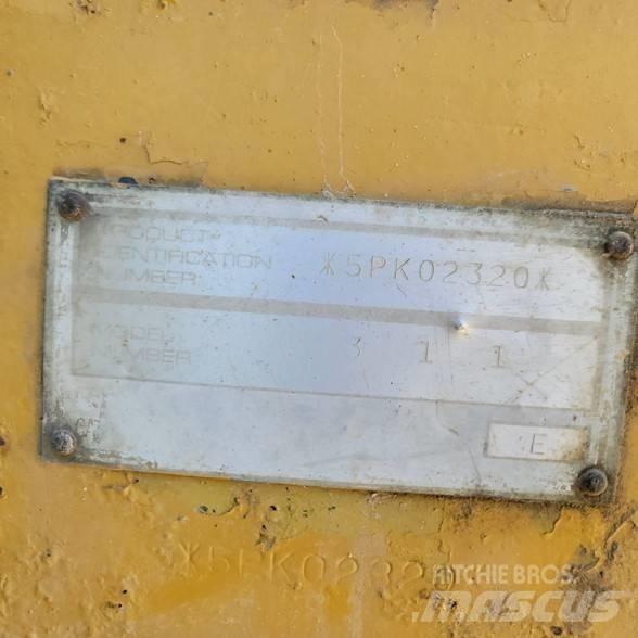 CAT 311 履带挖掘机