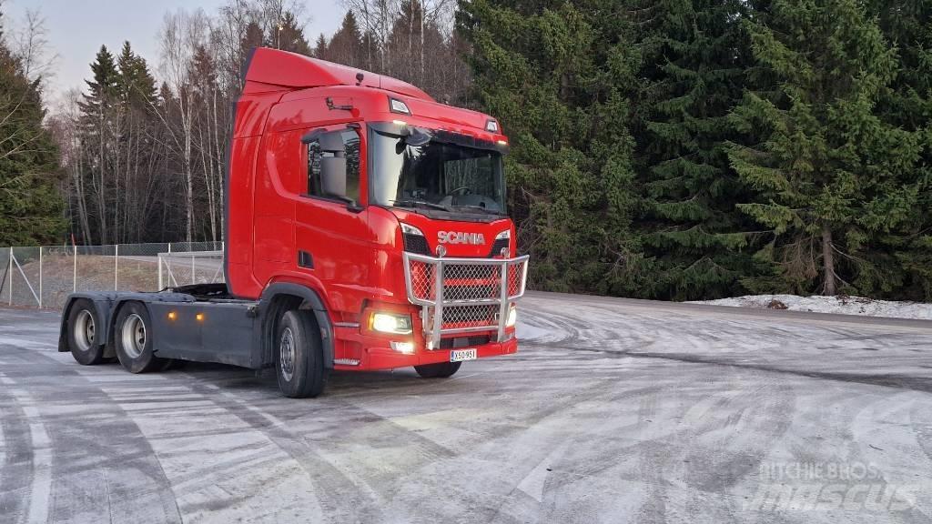 Scania HCT R560 6x4 牵引车