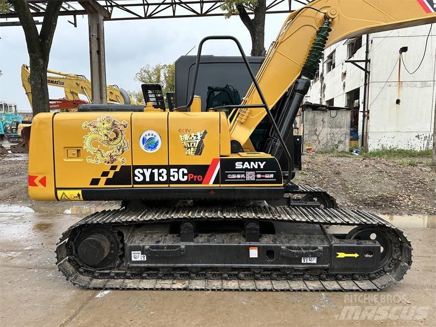Sany SY135 履带挖掘机