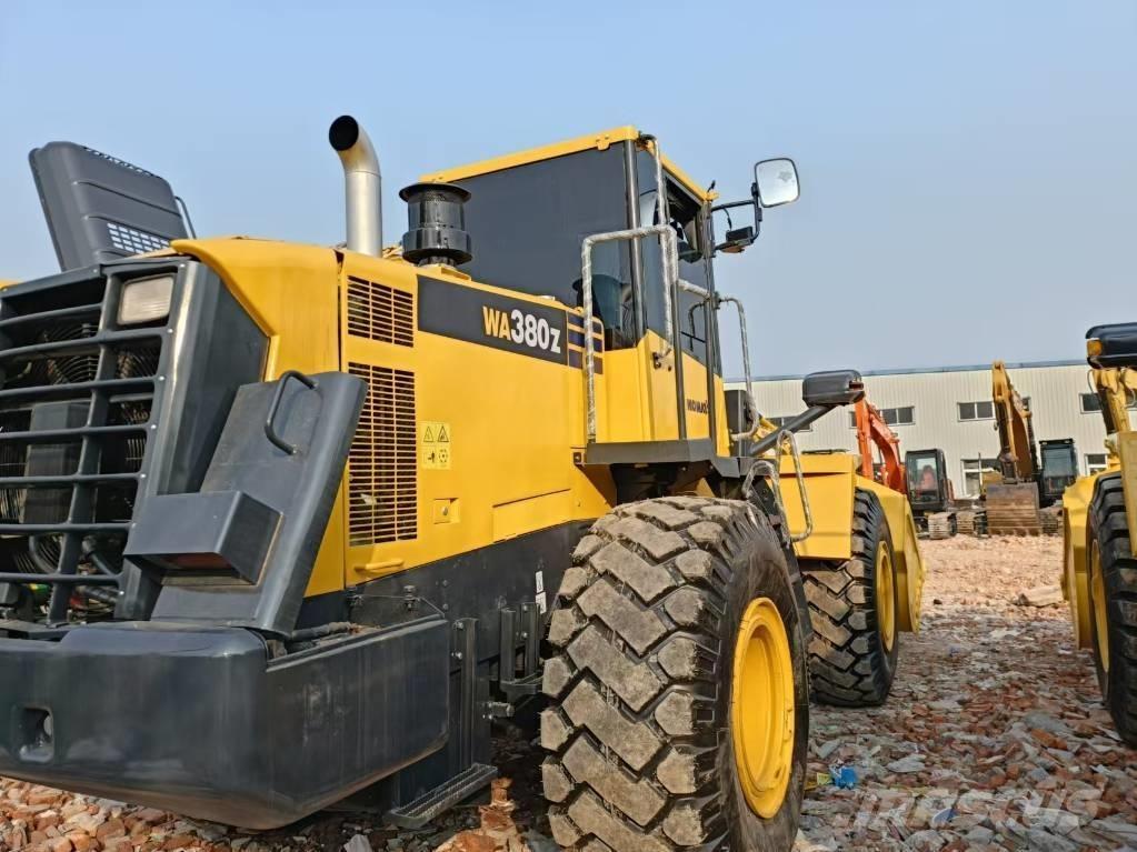Komatsu WA 380-6 轮式装载机