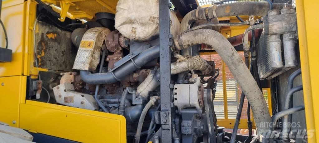 Komatsu WA 470-6 轮式装载机