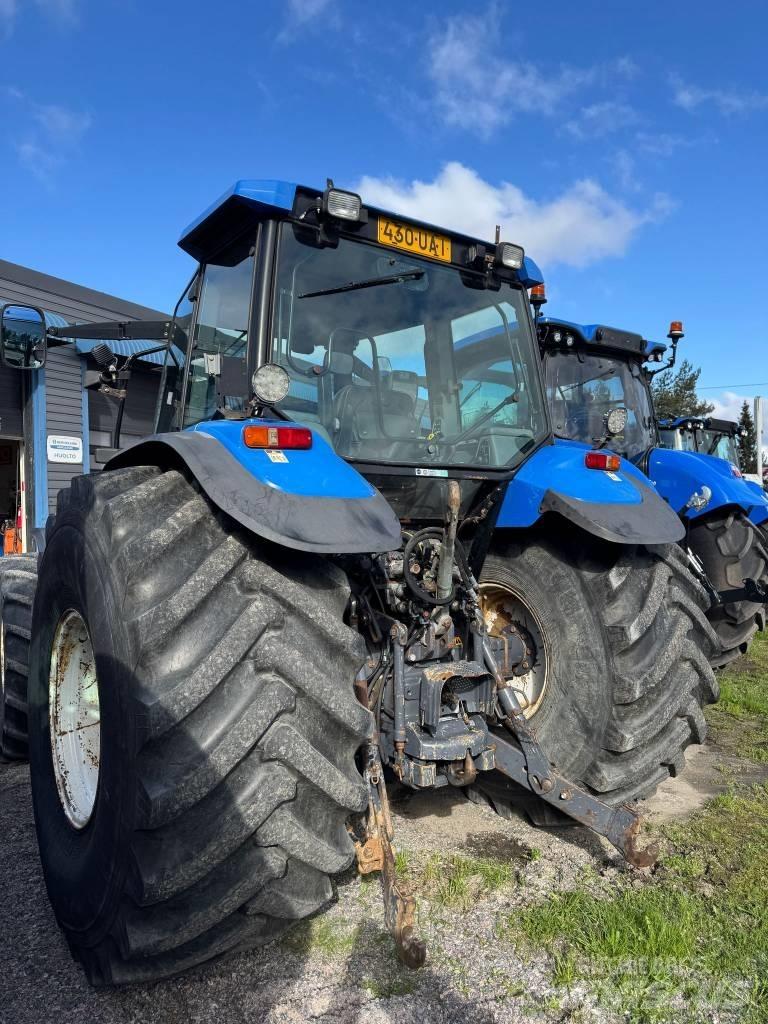 New Holland TS110 拖拉机/农用车