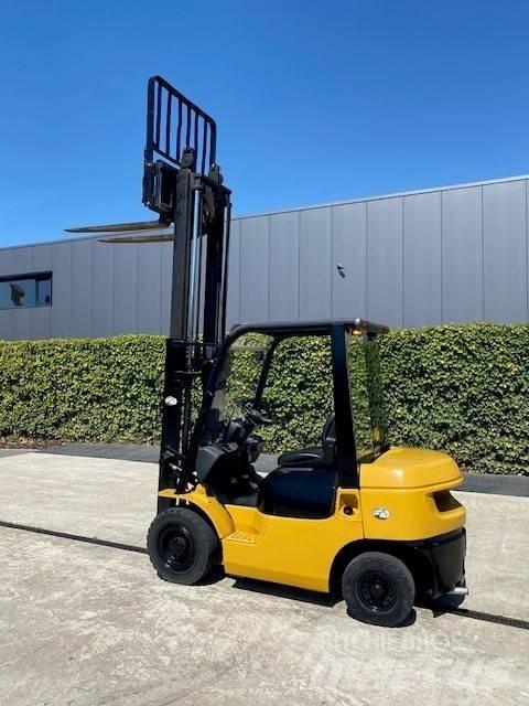 Toyota 7 FDF 25 柴油叉车