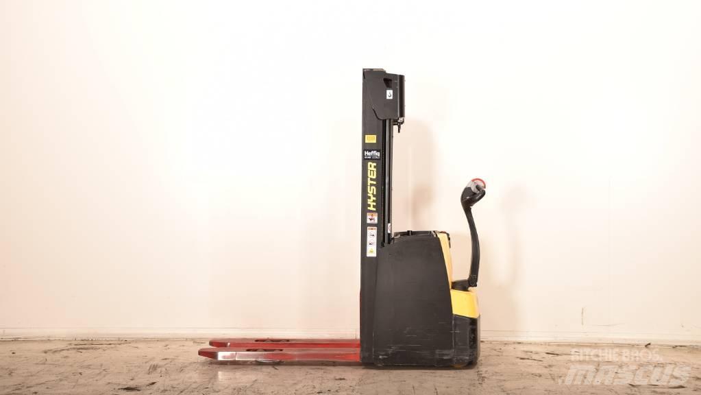 Hyster S 1.6 手推堆垛车