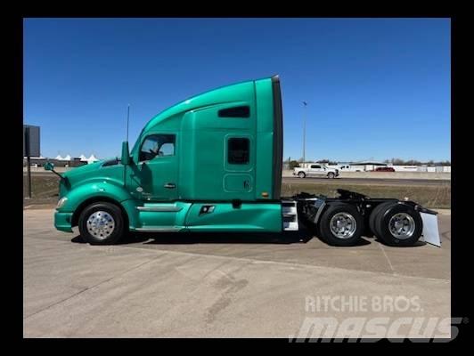 Kenworth T 680 牵引车