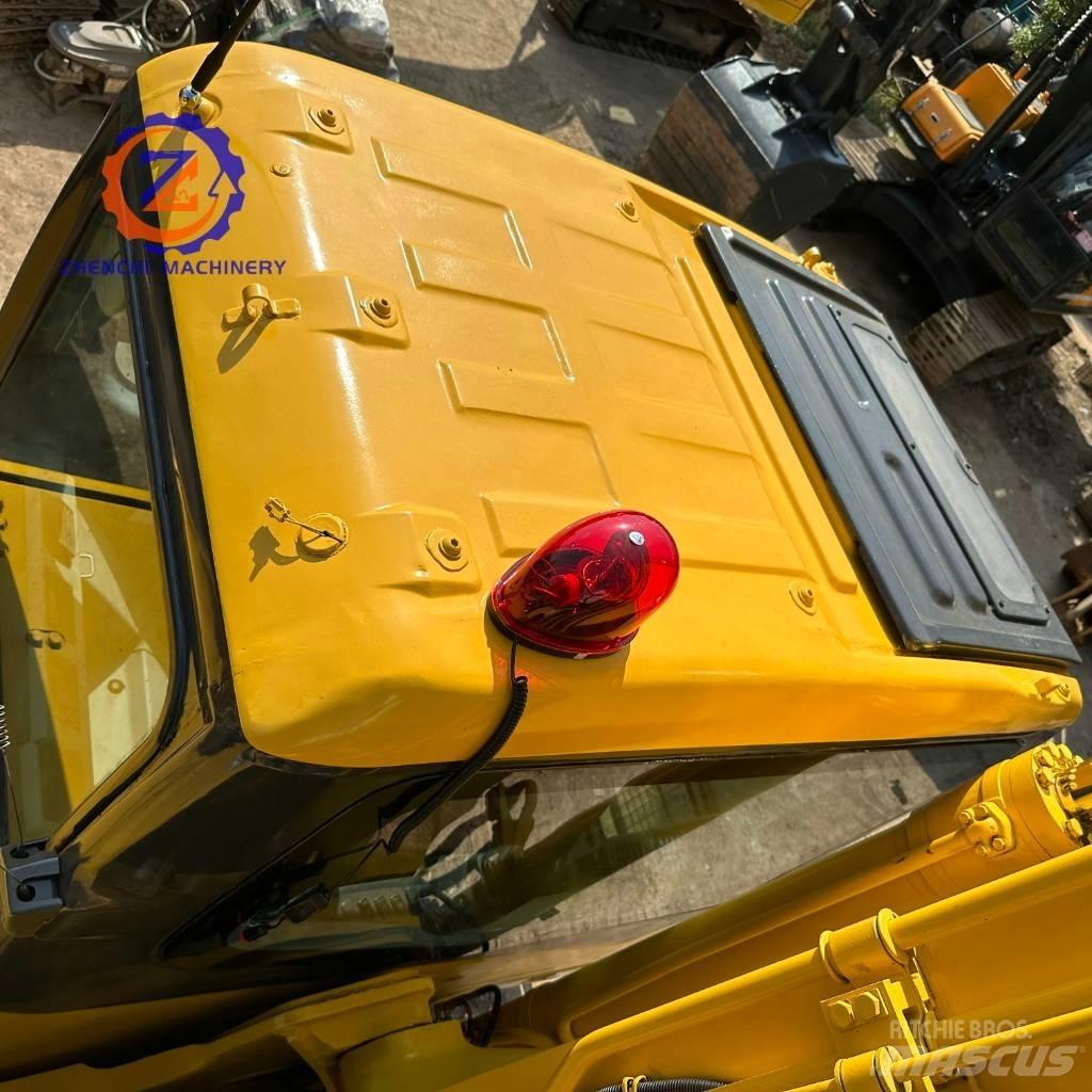 Komatsu PC 200 履带挖掘机