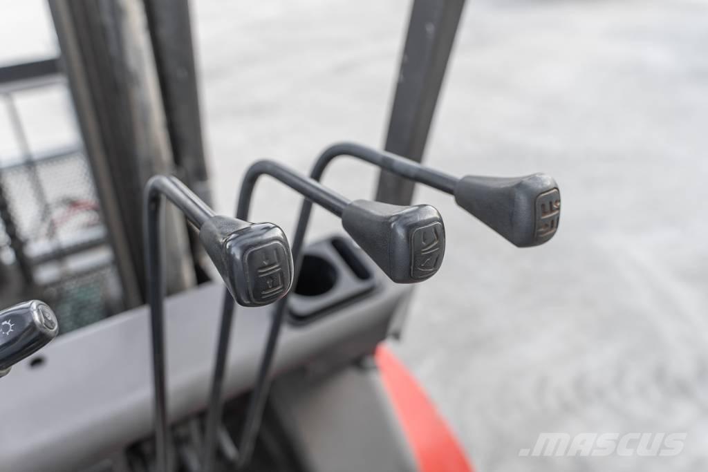 Manitou ME 425 电动叉车