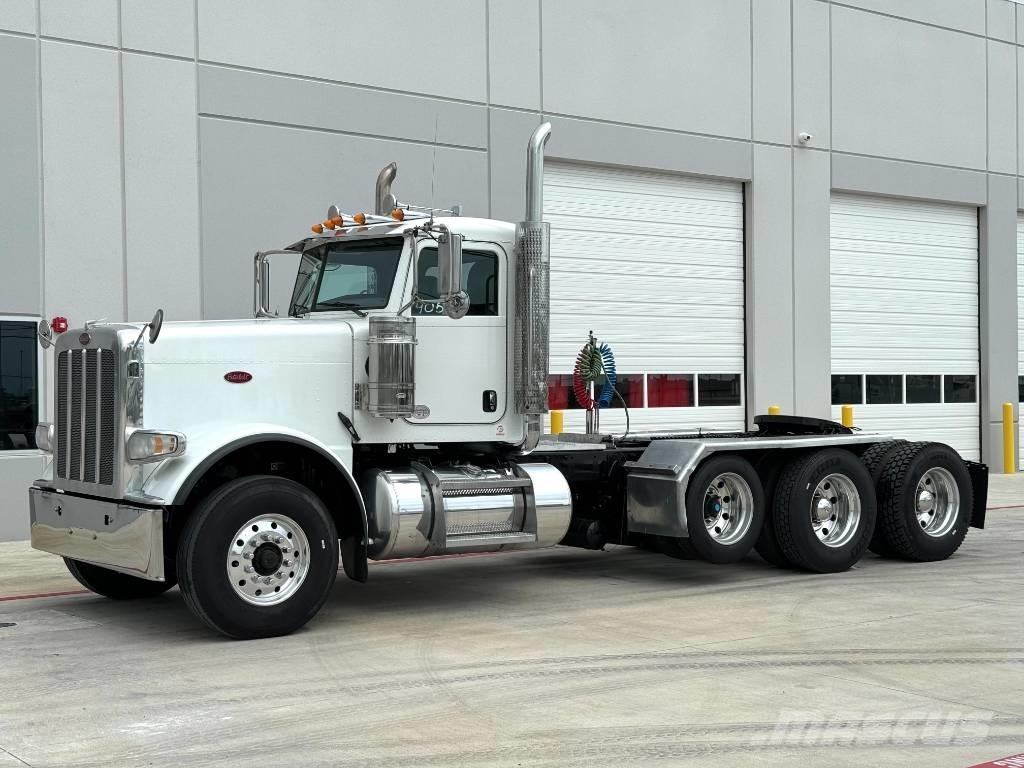 Peterbilt 389 牵引车