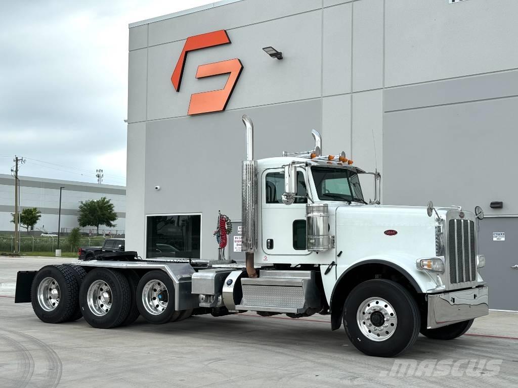 Peterbilt 389 牵引车