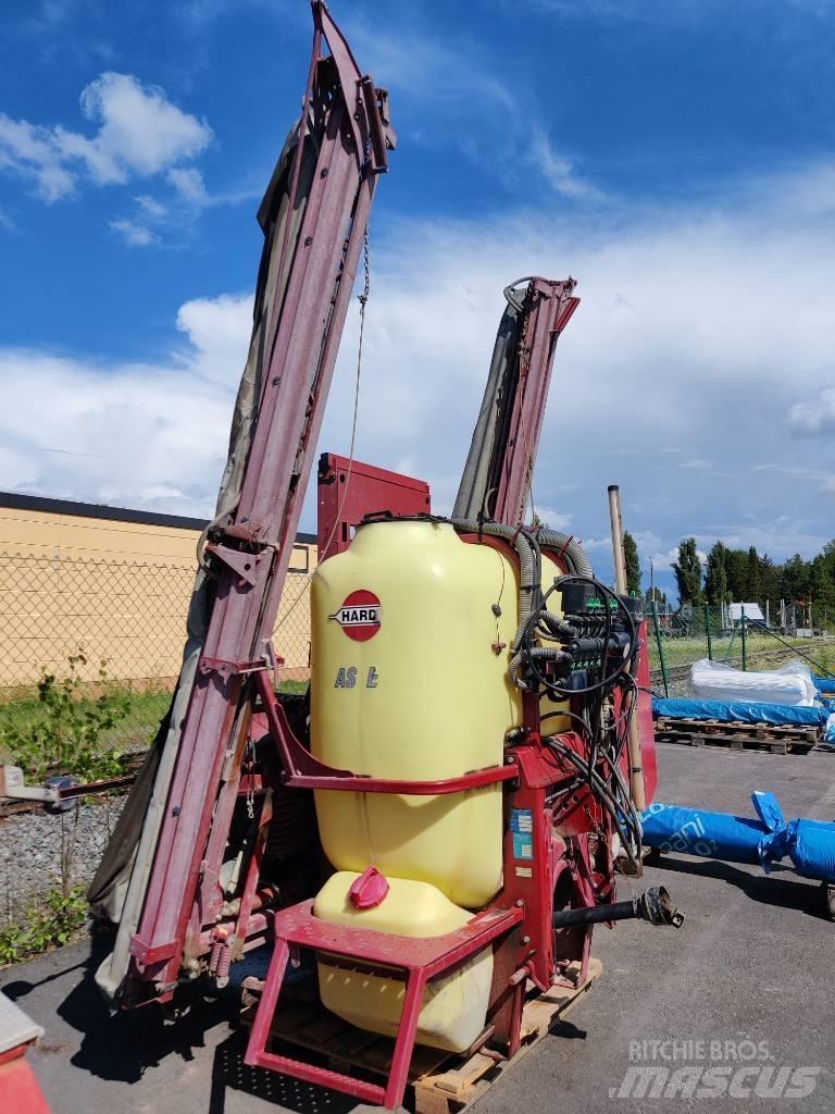 Hardi Master Twin 悬挂式喷雾机