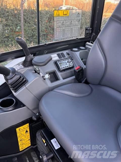 Bobcat E 35z 小型挖掘机