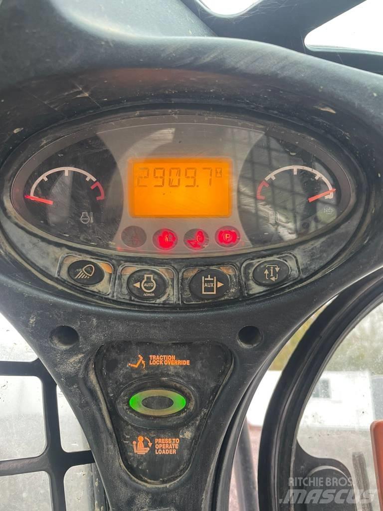 Bobcat T 650 滑移装载机