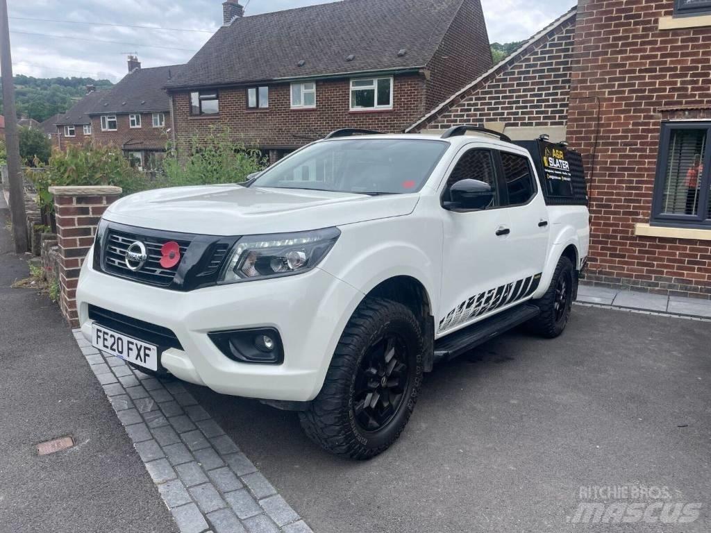 Nissan Navara 汽车