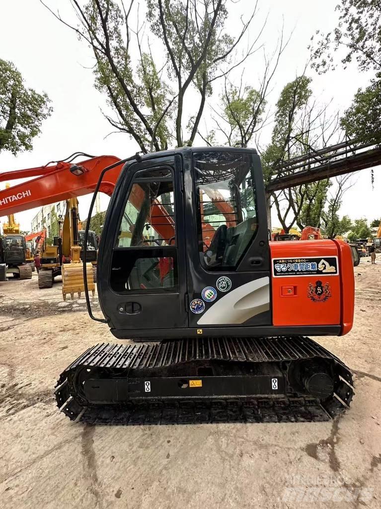 Hitachi 70 履带挖掘机