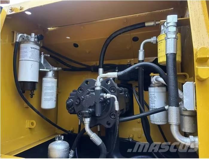 Volvo EC210D 履带挖掘机