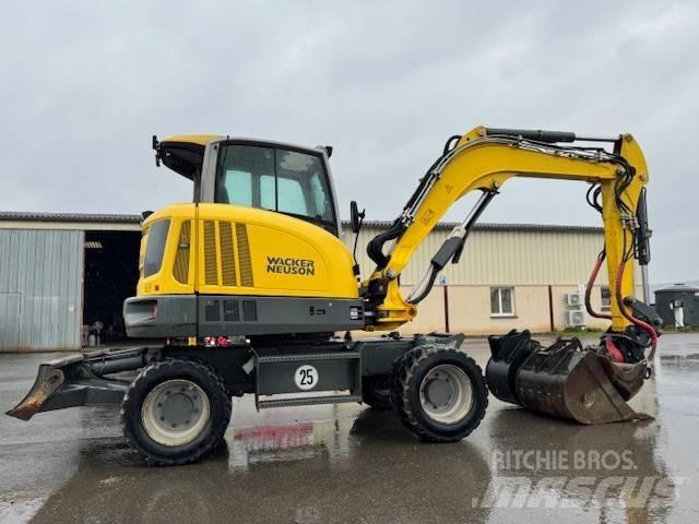 Wacker Neuson EW 65 轮式挖掘机