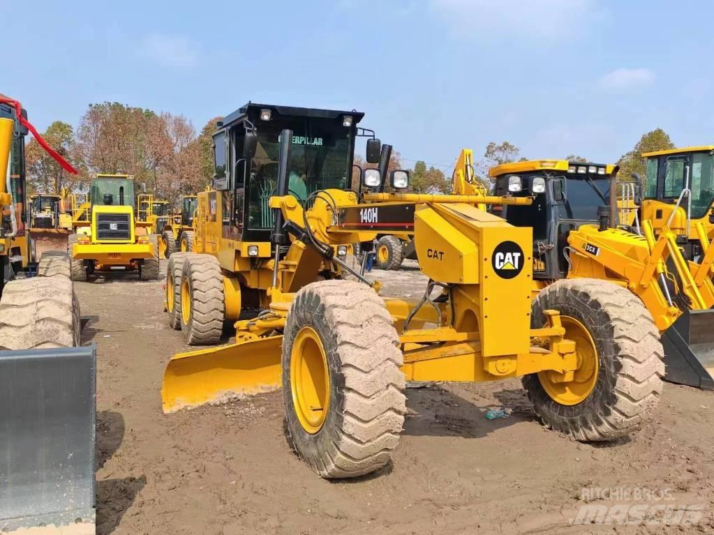 CAT 140 H 平地机/推土机