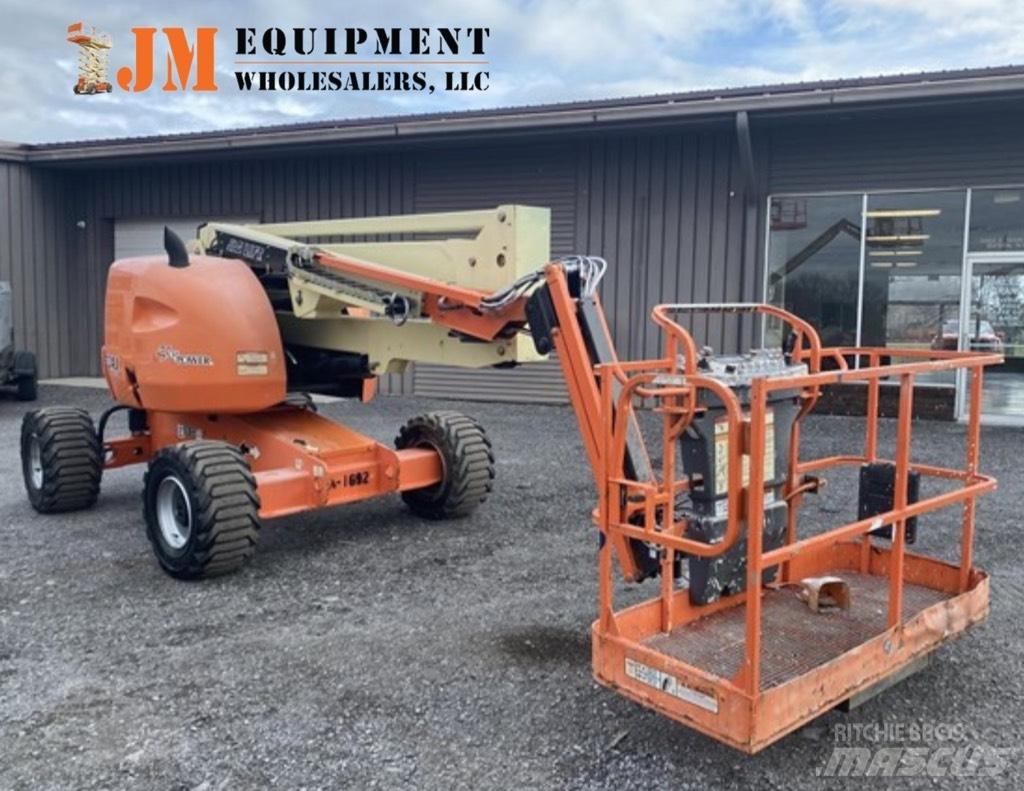 JLG 450 AJ 曲臂高空工作平台