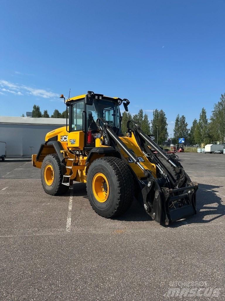 JCB 437 S5 HT 轮式装载机