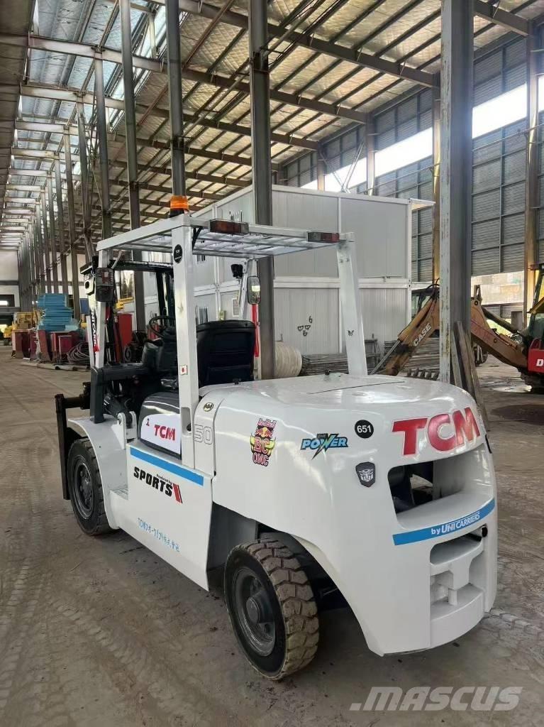 TCM FD 50 柴油叉车