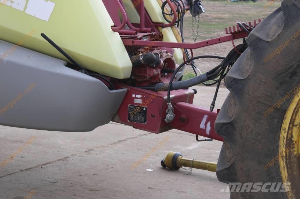 Hardi Commander 3200 牵引式喷雾机