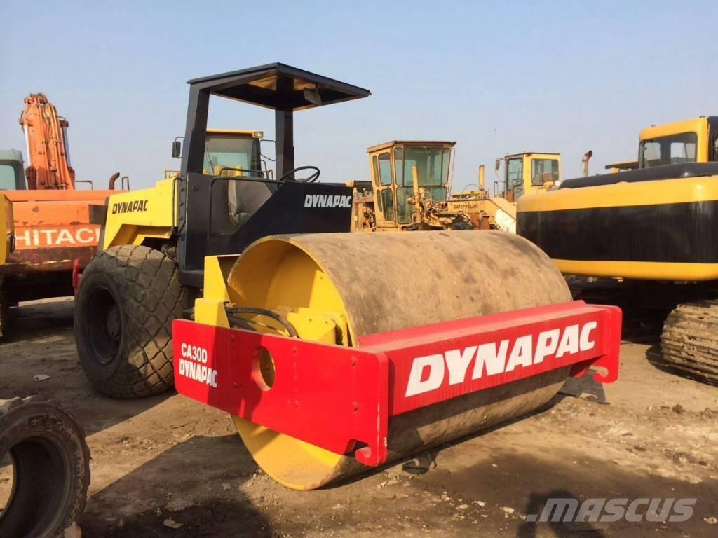 Dynapac CA 30 D 单轮压路机