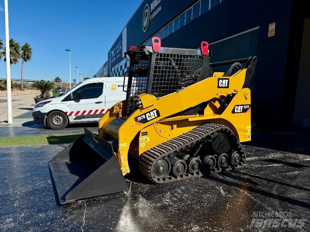 CAT 257 B 履带式装载机