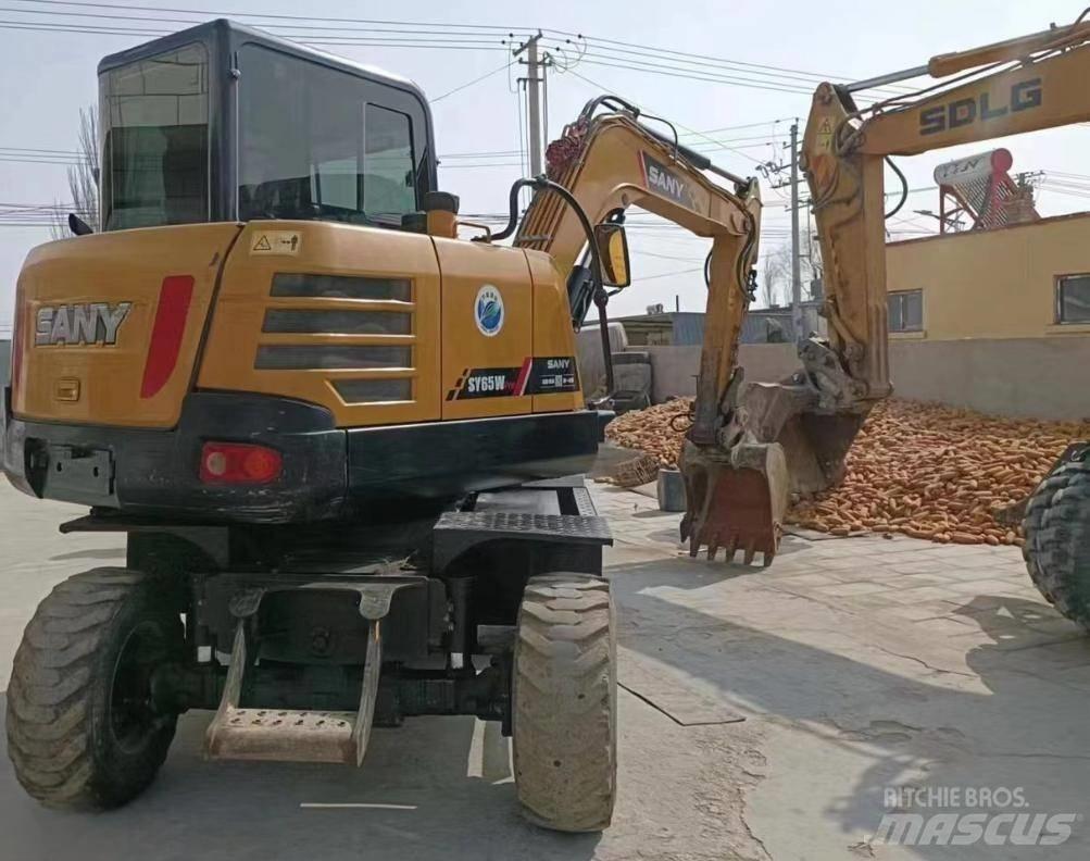 Sany SY65W PRO 轮式挖掘机