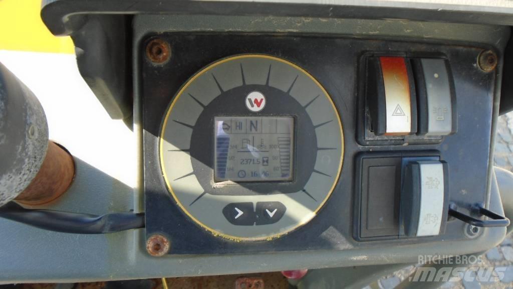 Wacker Neuson DW 60 翻斗车\公路型自卸车