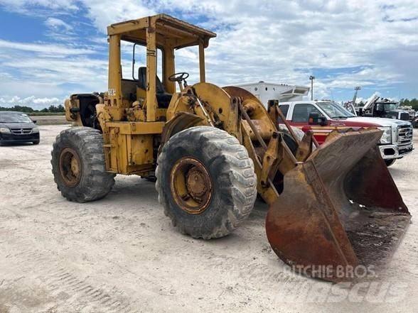 CAT 950 轮式装载机