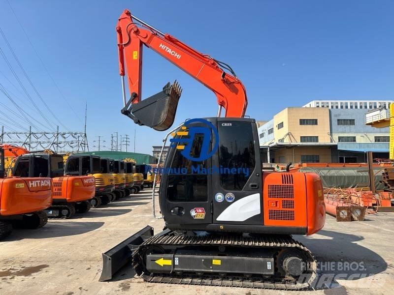 Hitachi ZX70 履带挖掘机