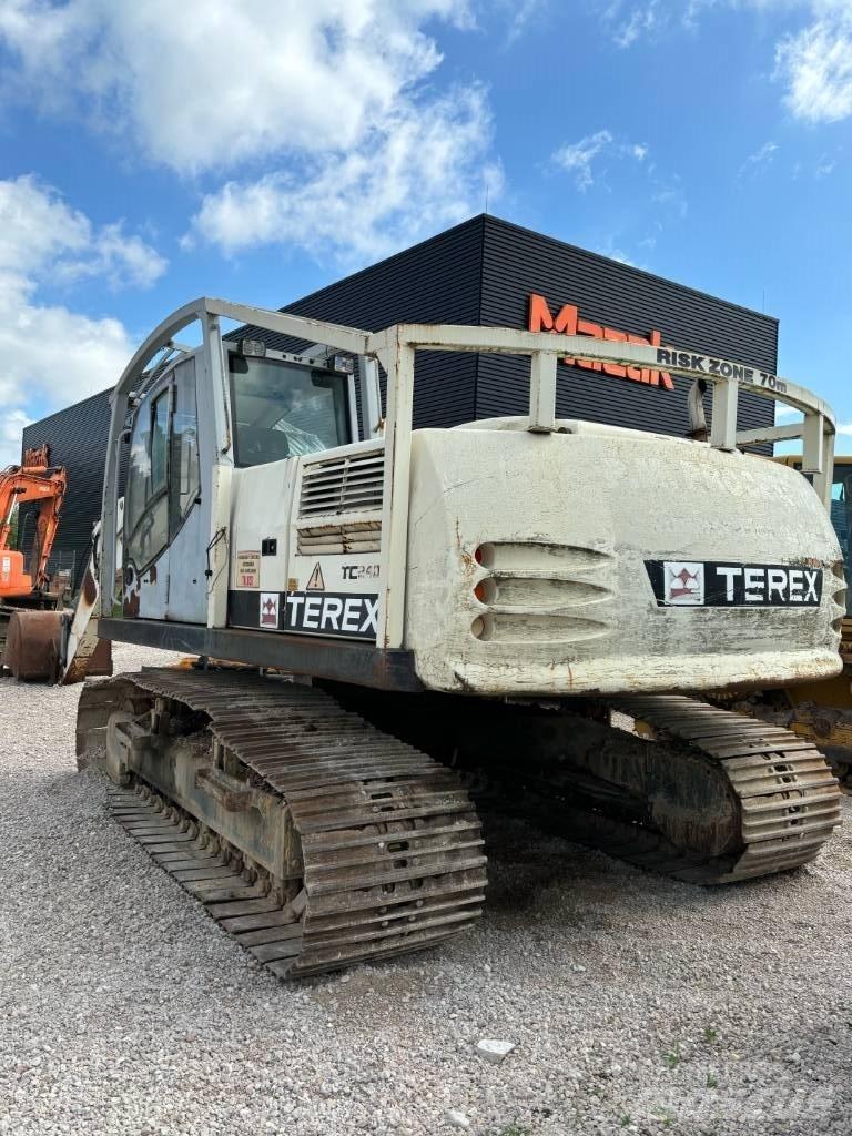 Terex TC 240 LC 履带挖掘机