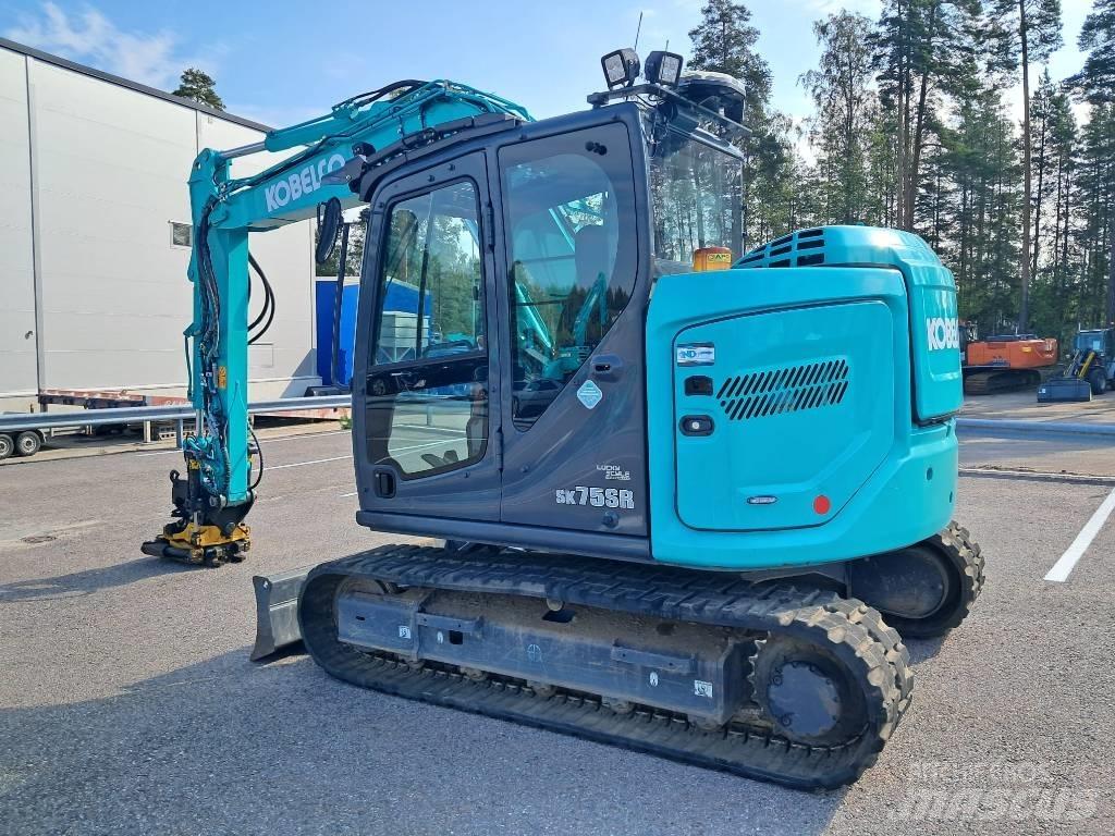 Kobelco SK75SR-7 中型挖掘机
