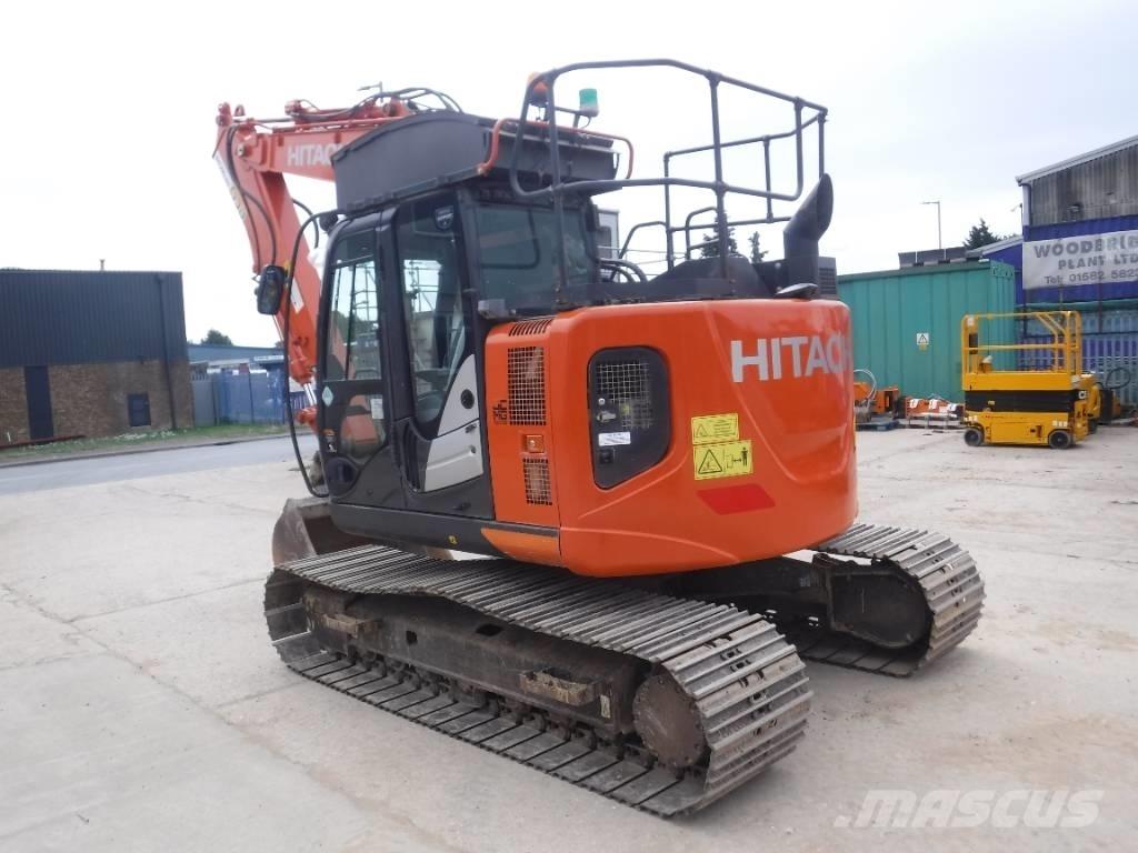 Hitachi ZX 135 US-6 履带挖掘机