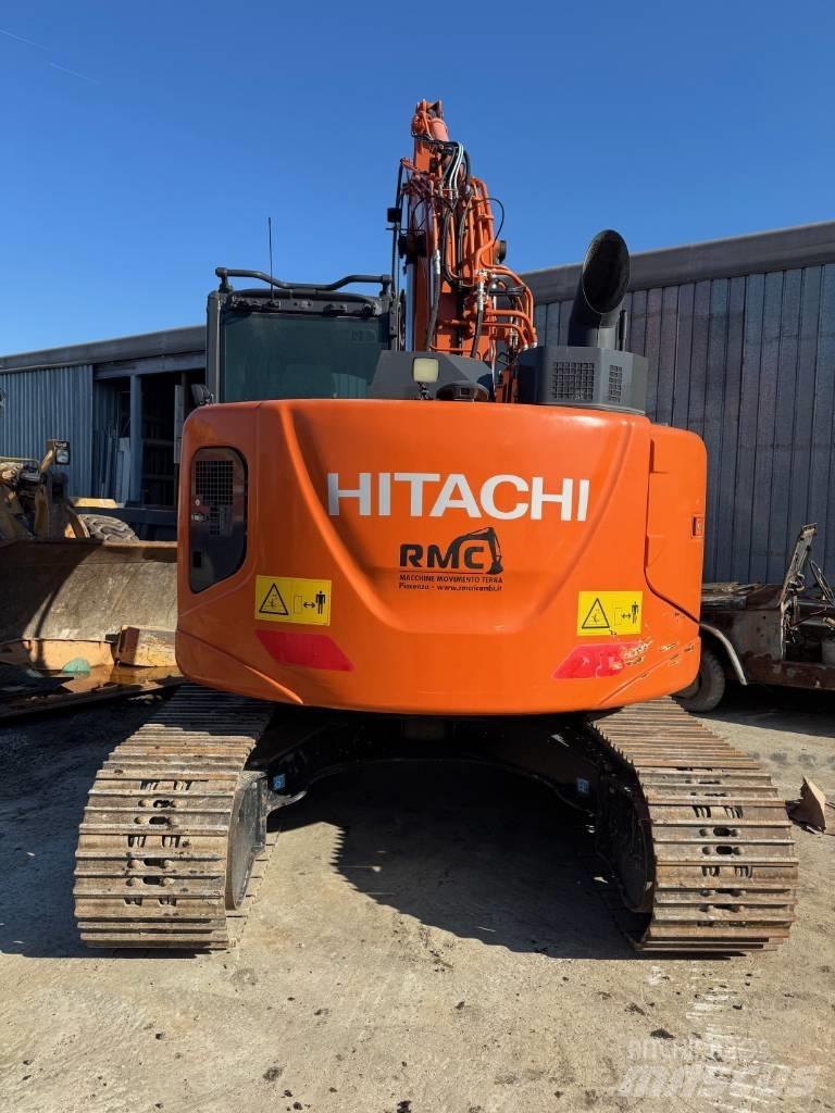 Hitachi ZX 135 US-6 履带挖掘机