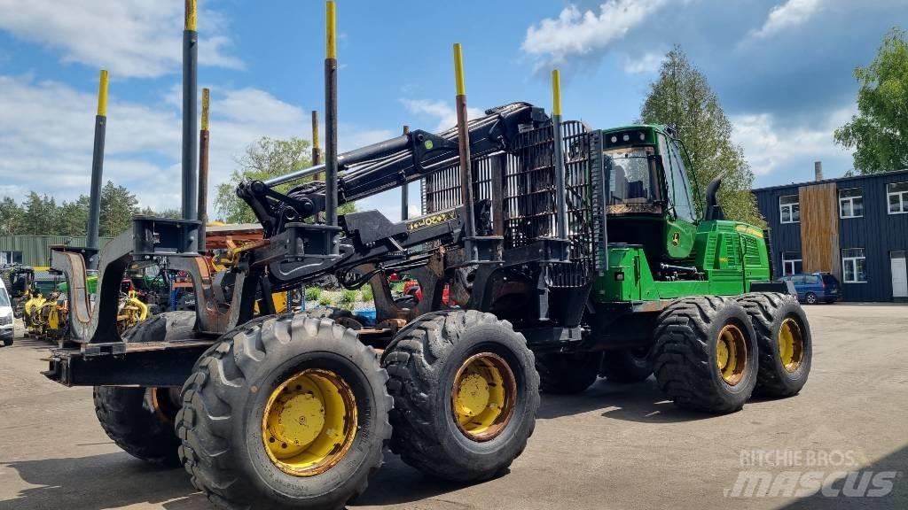 John Deere 1910 G 集运机