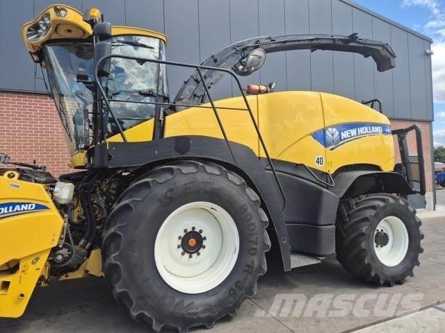 New Holland FR700 自走式青贮饲料收割机