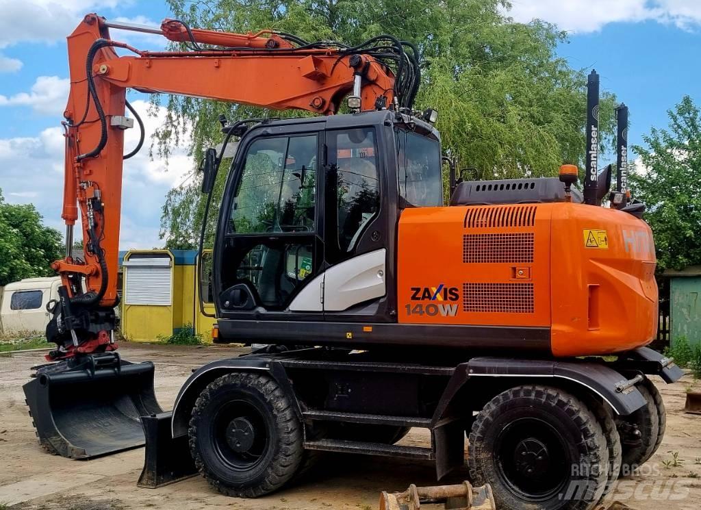 Hitachi 140W 轮式挖掘机