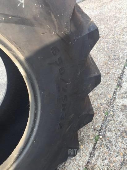 Goodyear 650/75R32 轮胎、车轮和轮圈