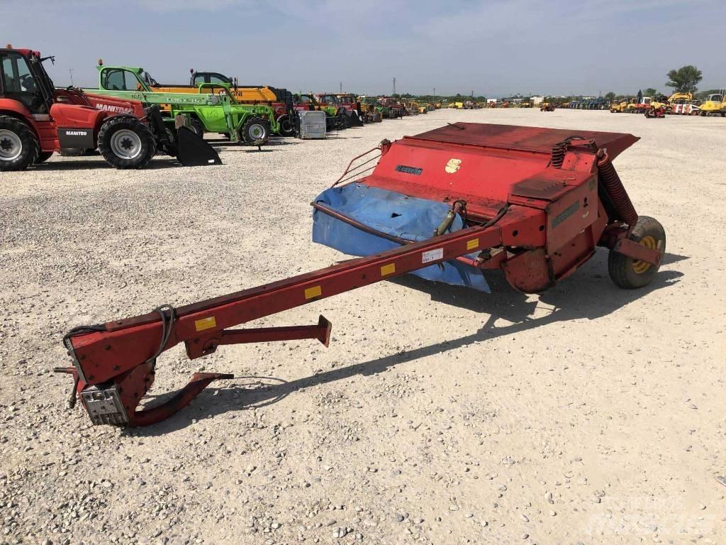 Taarup 306R 牧场割草机和切顶器