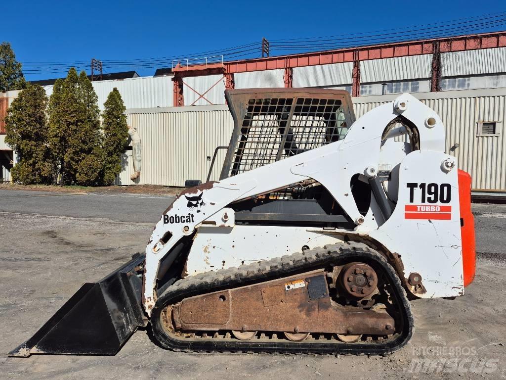 Bobcat T 190 滑移装载机